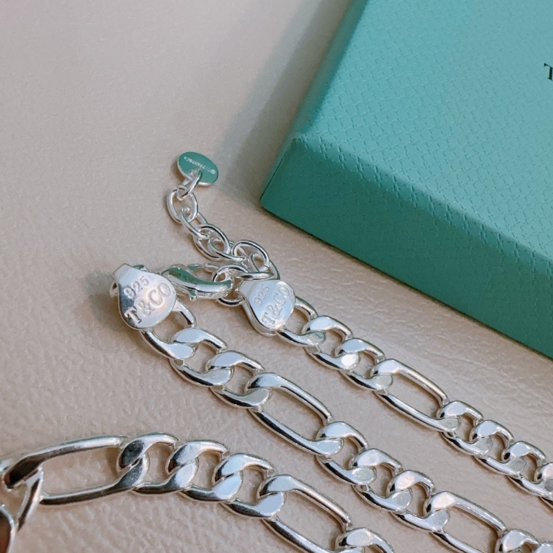 T*f*ny necklaces